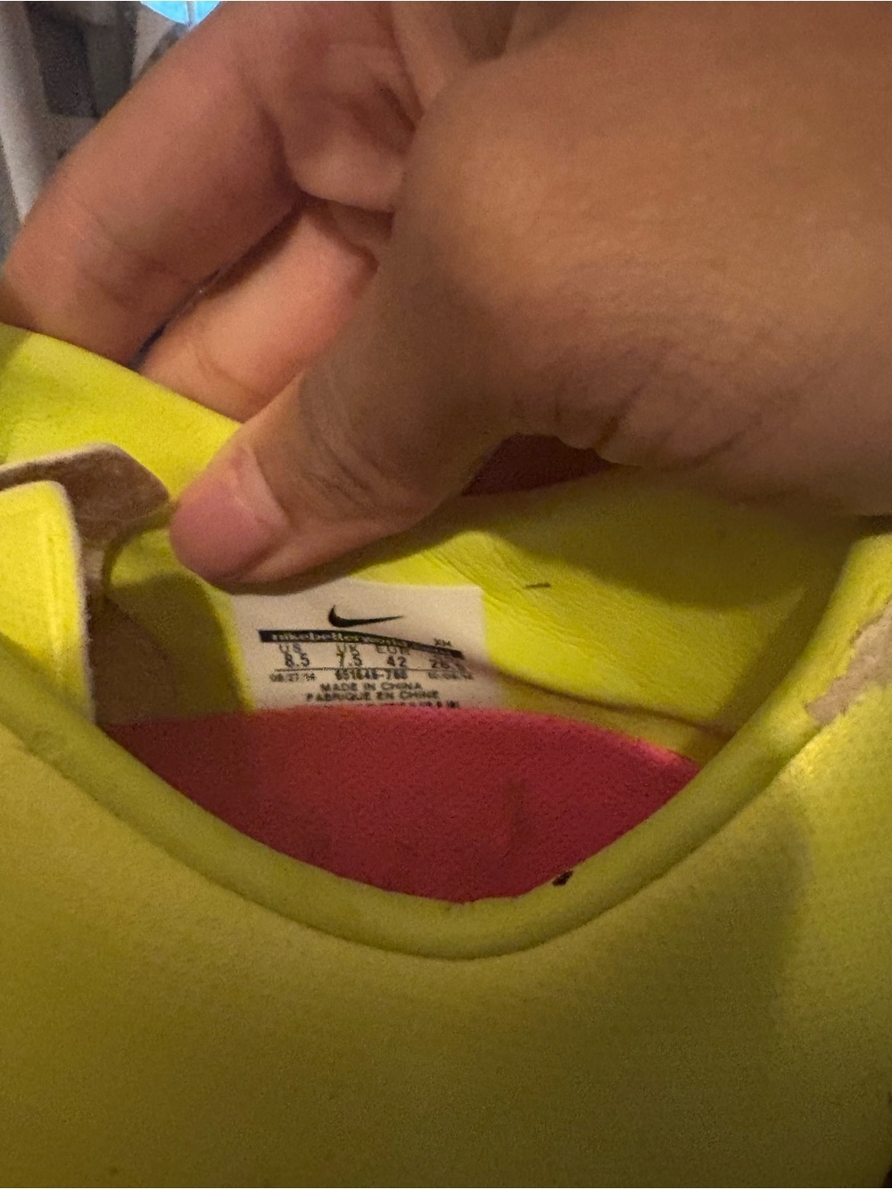 Nike Women’s Neon Yellow Soccer Cleats with Pink Swoosh - Picture 6 of 6